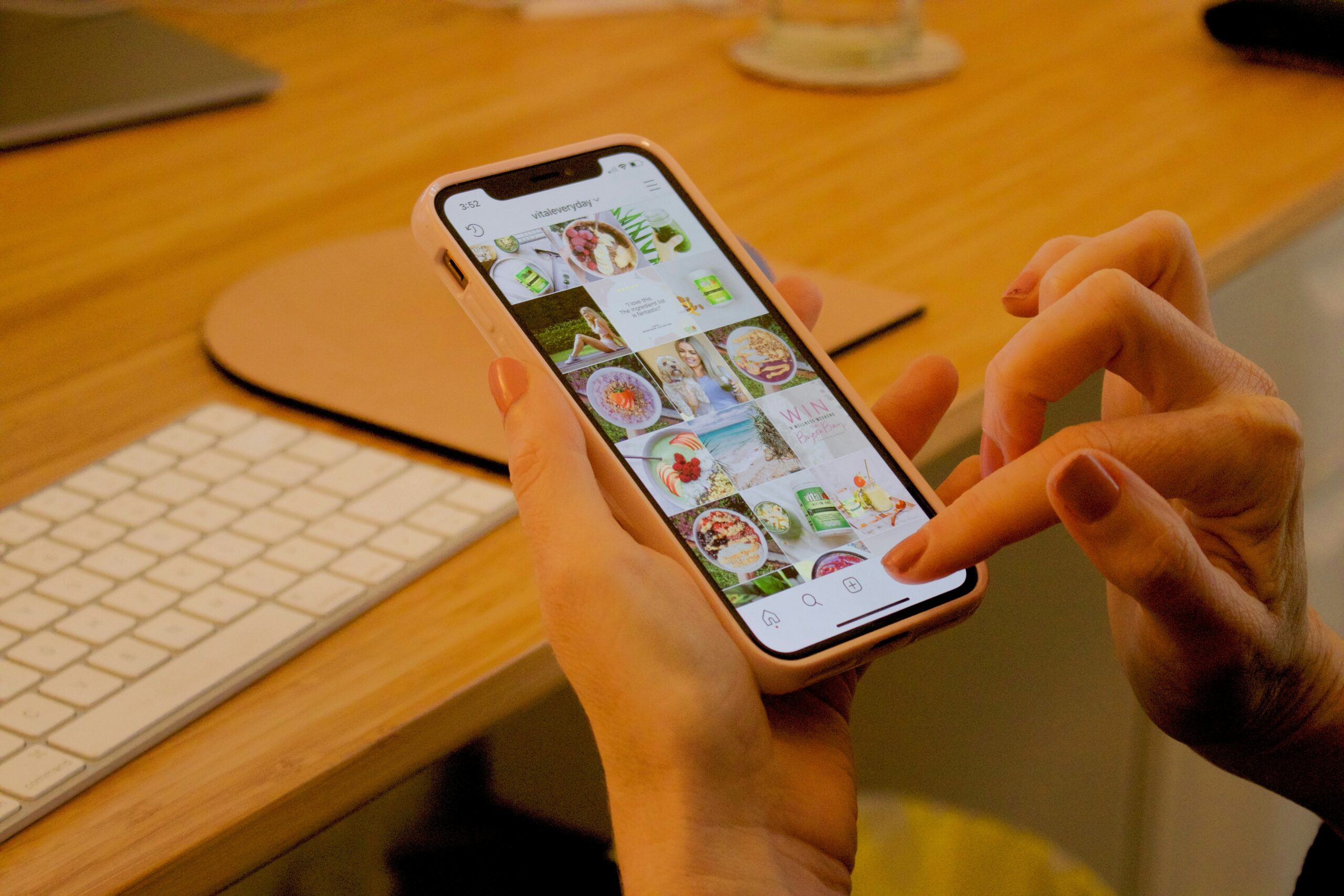 Making the Most of Ephemeral Content on Social Media